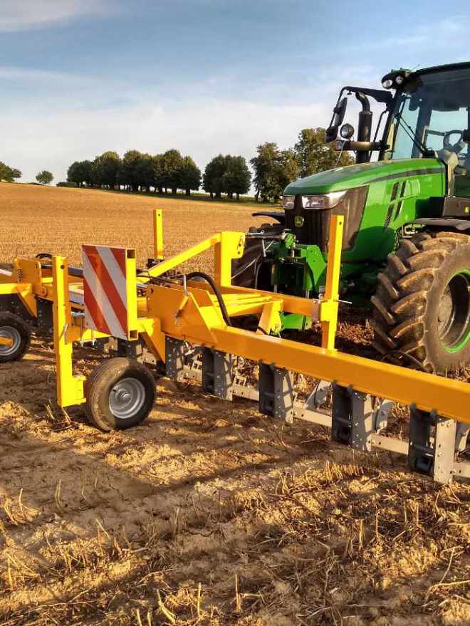 Landwirtschaftliche Hacke zur Beikrautregulierung